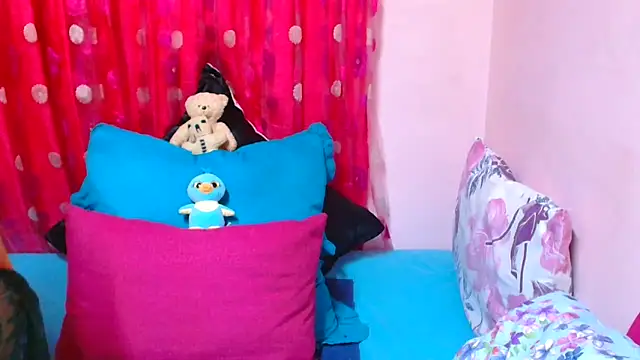 SLUTTYROXY – Live XXX-chat