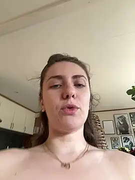 MariiD: απευθείας συνομιλία ΧΧΧ