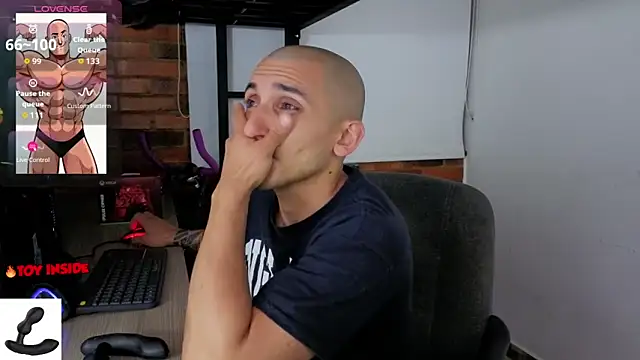 Marck_Musclen Webbikameraesitys