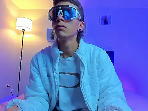 Noahh_Saky's Webcam Show