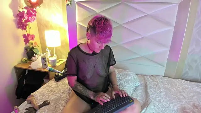 DannyRouds live XXX chat