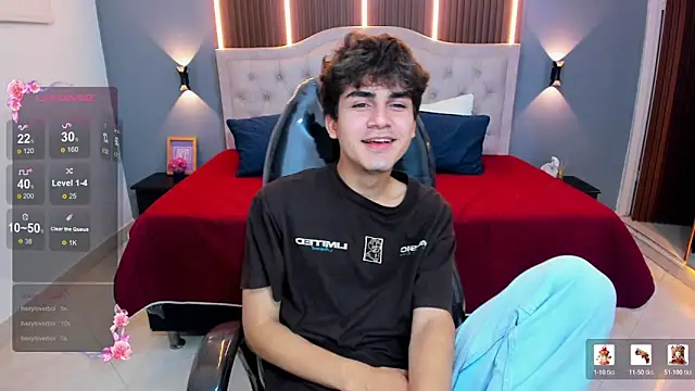 Tommy18__ Chat XXX in diretta