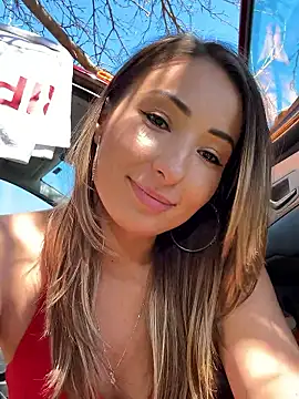 Show modela Wonder_Kari na web-kameri