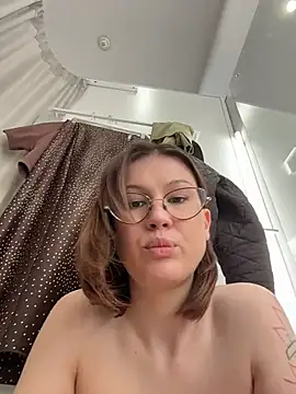 Chatroom XXX en direct de RinaCat