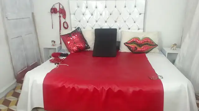 XXX chat uživo modela Sweetbigcatt