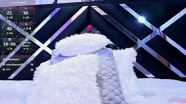 Angel-dragun: διαδικτυακό σόου στην κάμερα