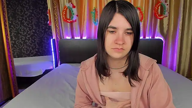 _Polly_Love_ Chat XXX in diretta