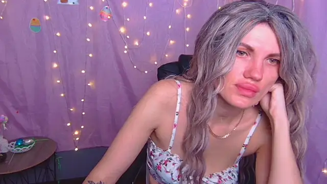 MilaLoona 라이브 XXX 채팅