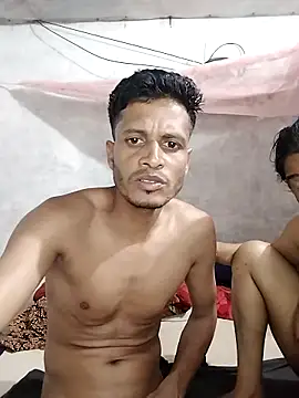 Webkamerová show Priankaboudi