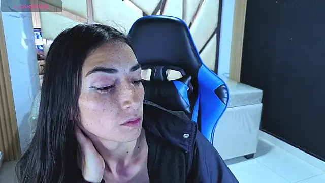 Maily_a_'s Live XXX Chat