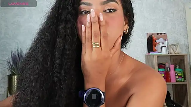 HOTBLACKANDWHITE2's Live XXX Chat