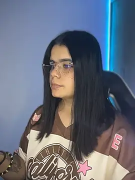 2Angela_ 即時 XXX 聊天