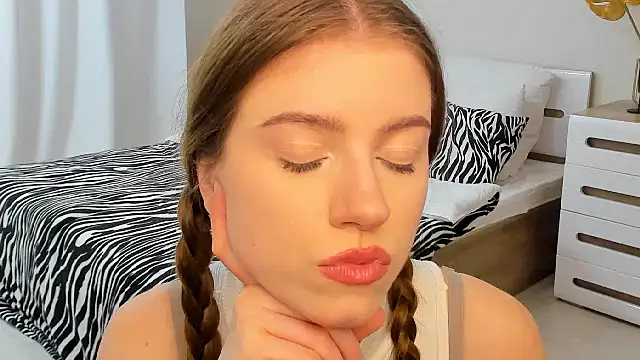 Erica_KissのライブXXXチャット