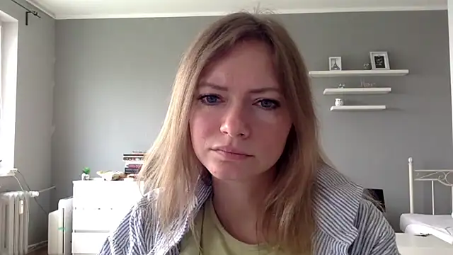 แชท XXX สดของ MillieShow