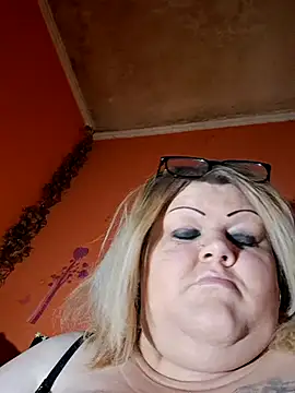 Živý XXX chat ducicsajsziii