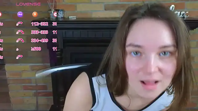 Ellie_Sunset élő XXX-chatje