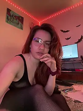 Nina-Chick777 élő XXX-chatje