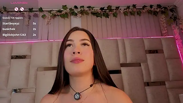 Chat XXX en directo de Ivanna_West