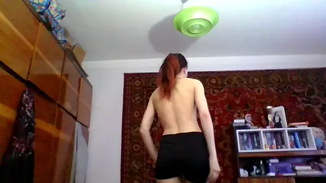 NickiKisinger's Live XXX Chat