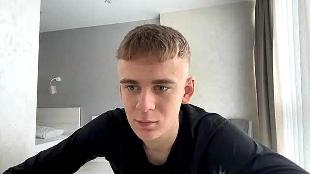 Вебкам-шоу SoloFury