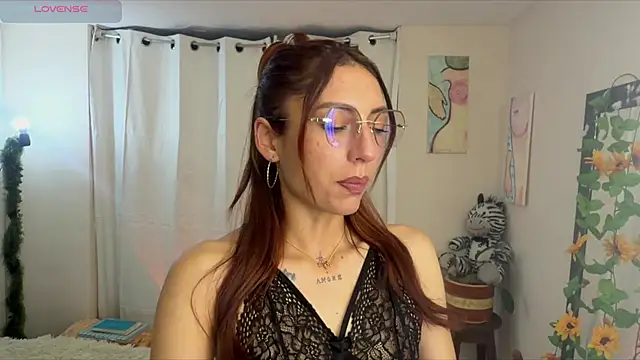 Tomoe_b's Live XXX Chat