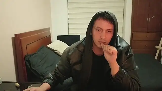 hardaftercum 即時 XXX 聊天