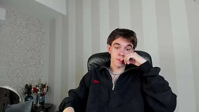 DaveBevy Live XXX Chat