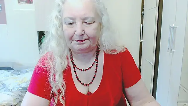 GrannyAlisa's Webcam Show