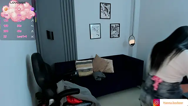 Chat +18 de Hanna__Becker_ ao vivo