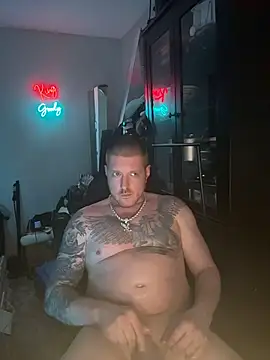 CloudyKingG's Live XXX Chat