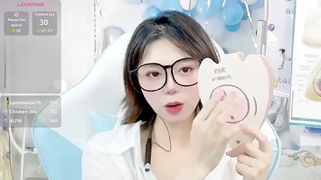 cosplay_LiLiのライブXXXチャット