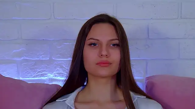 AliceVersal live XXX chat