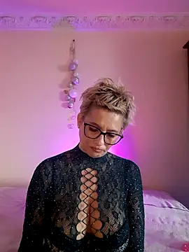 LunaBlaise live XXX chat