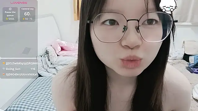 weiwei4999 লাইভ XXX চ্যাট