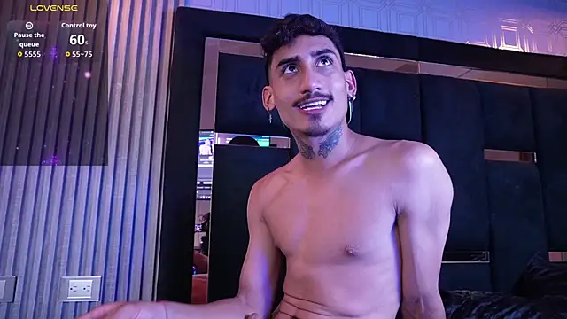 Dark_Eros_ Adlı Modelin Canlı XXX Sohbeti