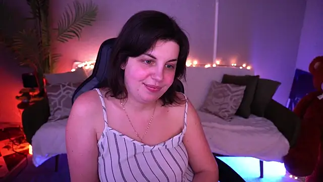 MirandaWong Chat XXX live