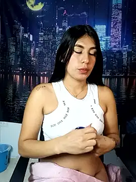 Chat +18 de charlottte_wh ao vivo