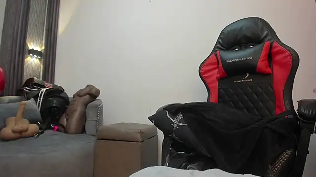 selene_red_ Live XXX-Chat