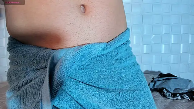 Pokazy przed kamerką – DanteTargaryen