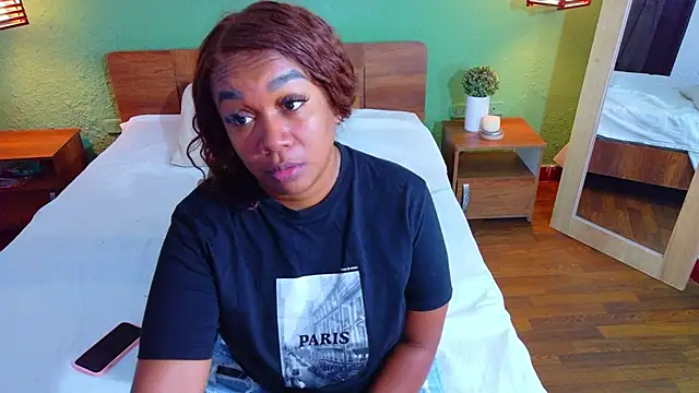 Chat +18 de dannaahbrown ao vivo