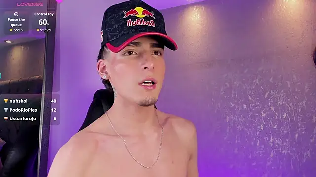 MateoMitchell's Live XXX Chat