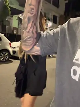 lindaandtony Show in webcam