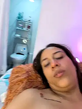 Nanybaker95 Live XXX-Chat