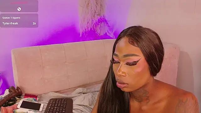 Webkamerová show Sheinny_brown1