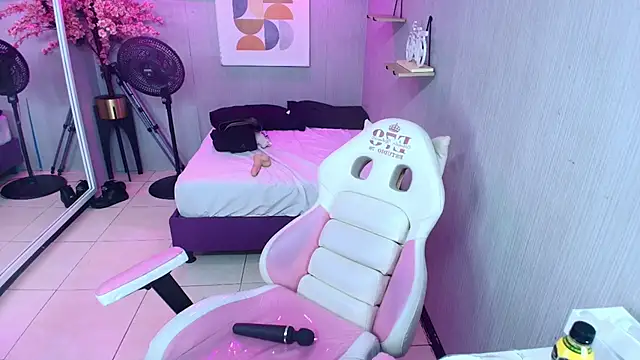 Maggy_t18n Live XXX chat