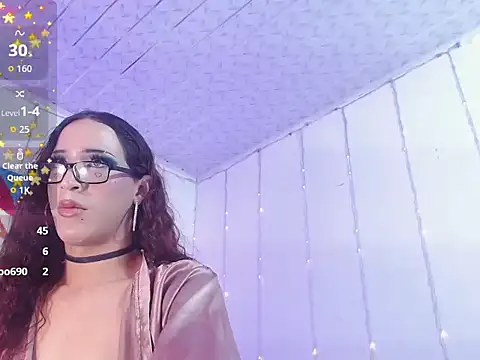 Chat +18 de hairy21dick ao vivo