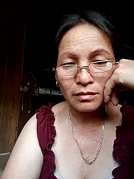 Cucci07 Adlı Modelin Canlı XXX Sohbeti