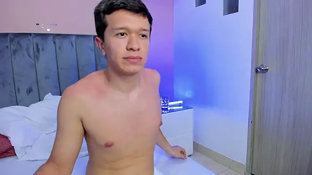 ken_col Live XXX-Chat