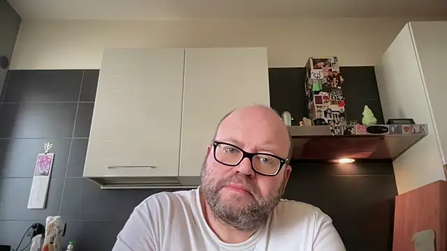 theitalianbear Live XXX-Chat