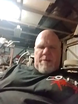 Reddog833 Live XXX-Chat